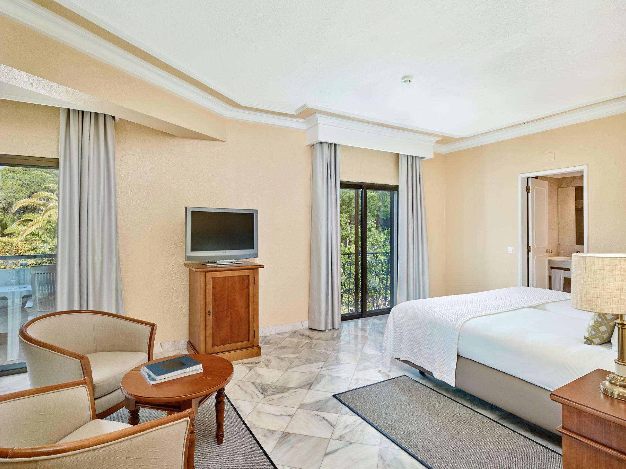 Ria Park Garden Hotel Алмансил Экстерьер фото